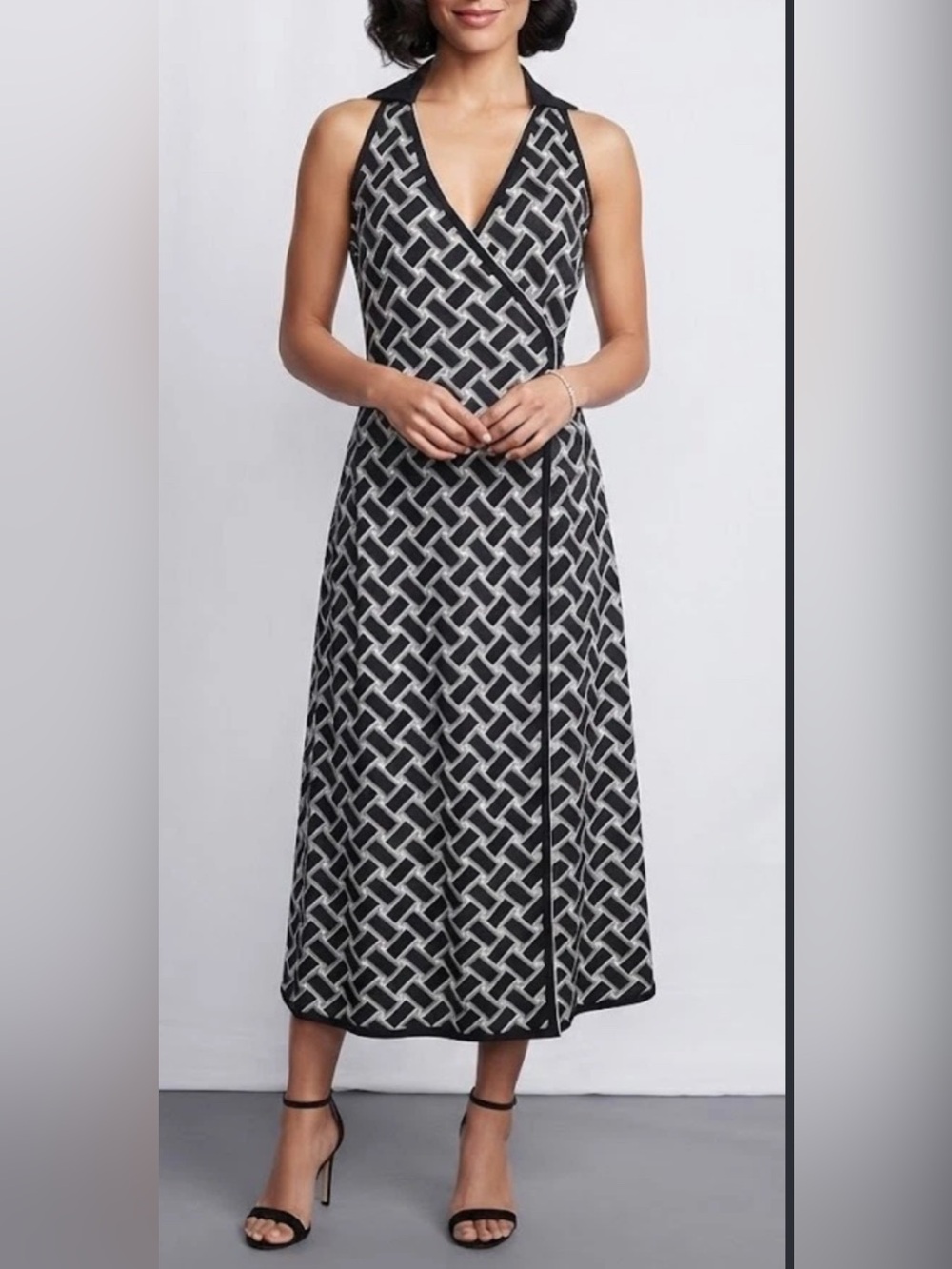 Diane Von Furstenberg Black & Gray Geometric Wrap Maxi Dress